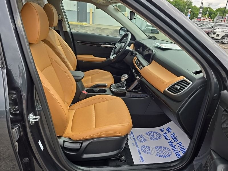 Used 2024 Kia Seltos SUV