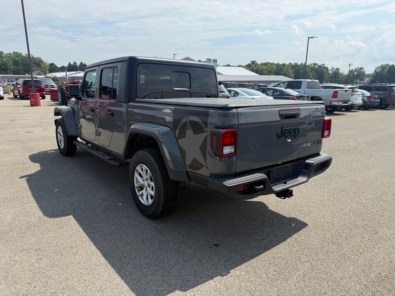 Used 2023 Jeep Gladiator Truck