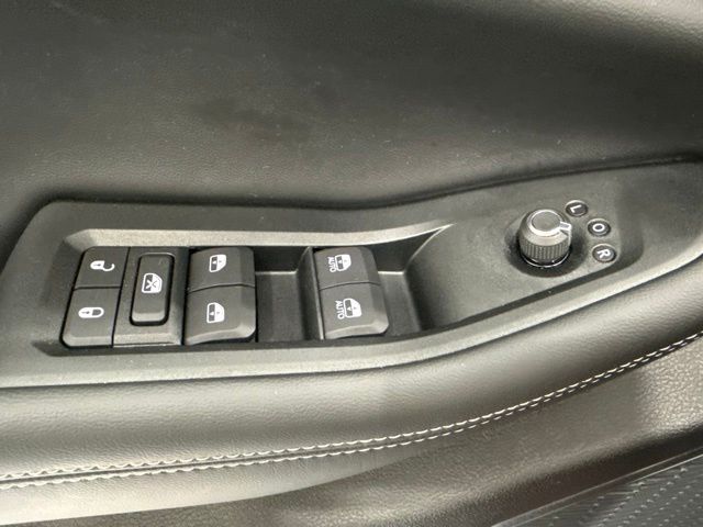 Used 2025 Jeep Grand Cherokee SUV