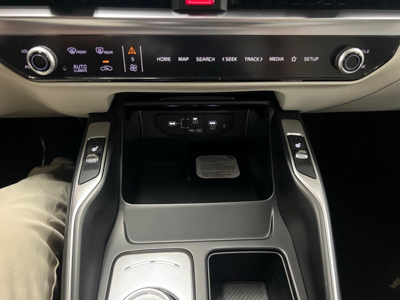 New 2026 Kia Sorento Hybrid SUV
