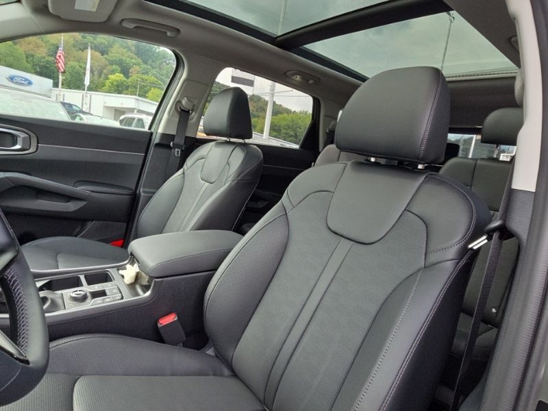 New 2026 Kia Sorento SUV
