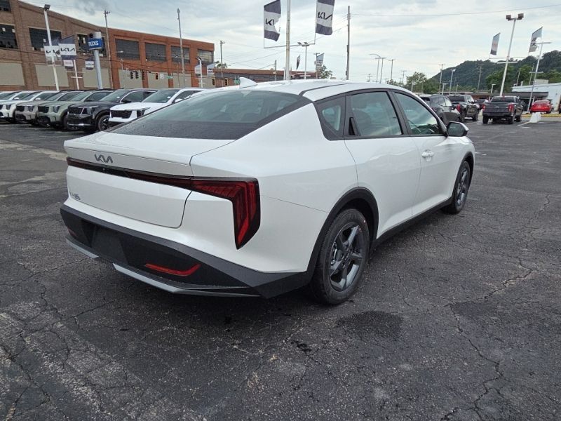 New 2026 Kia K4 Sedan