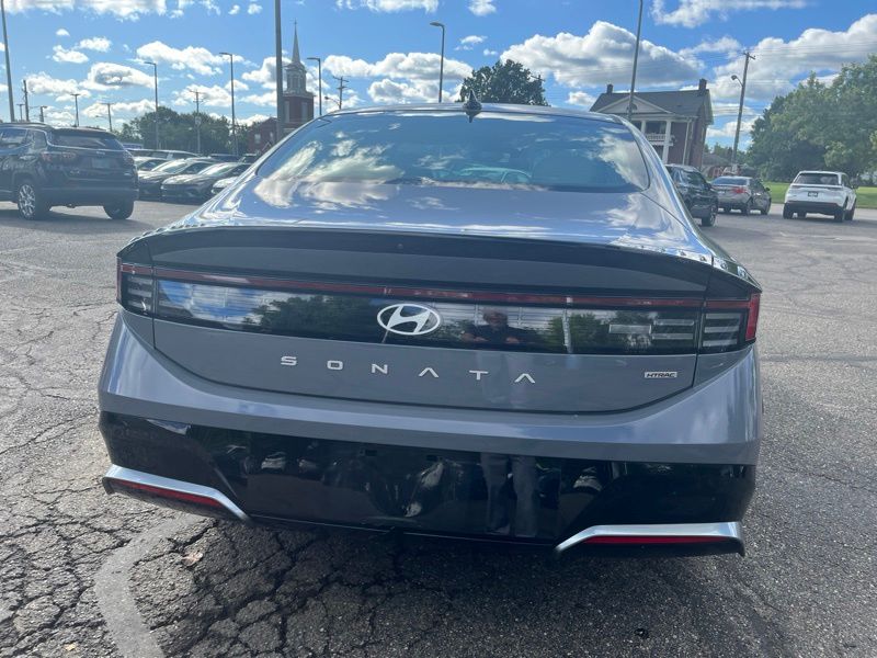 Used 2024 Hyundai Sonata Sedan