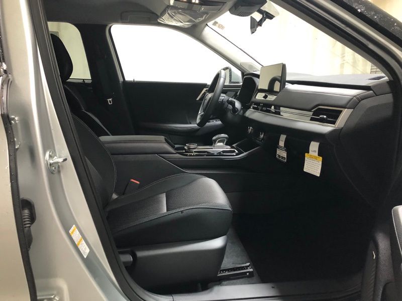 2026 Mitsubishi Outlander ES - Photo 12
