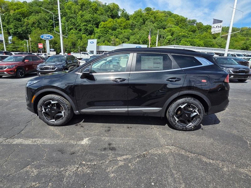 New 2026 Kia Sportage Hybrid SUV
