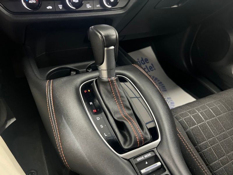Used 2025 Honda HR-V SUV
