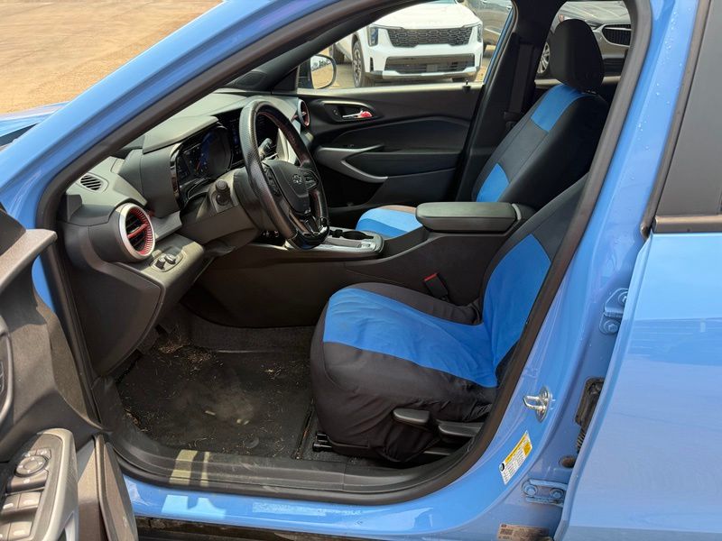 Used 2024 Chevrolet Trax SUV