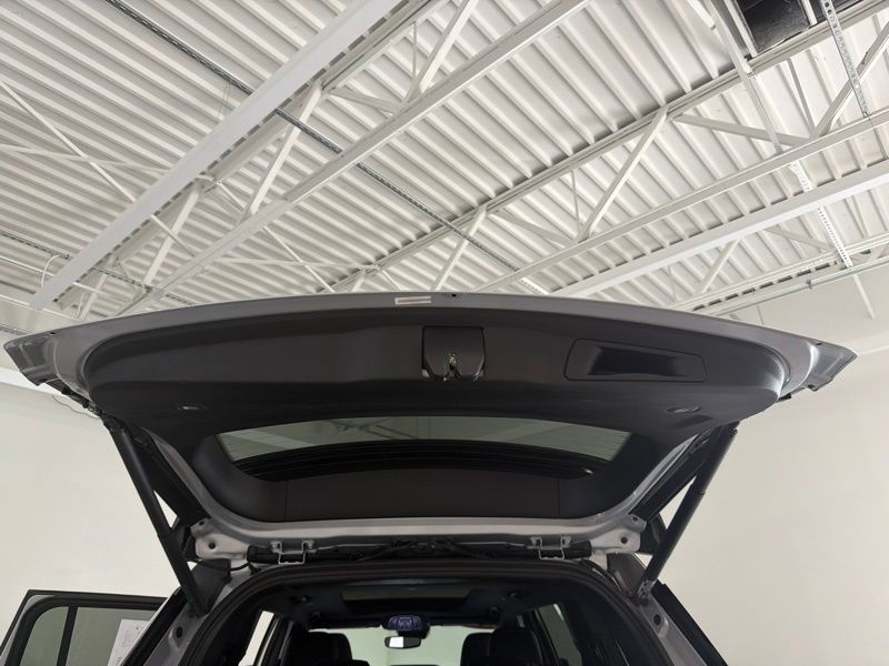 Used 2024 Jeep Grand Cherokee L SUV