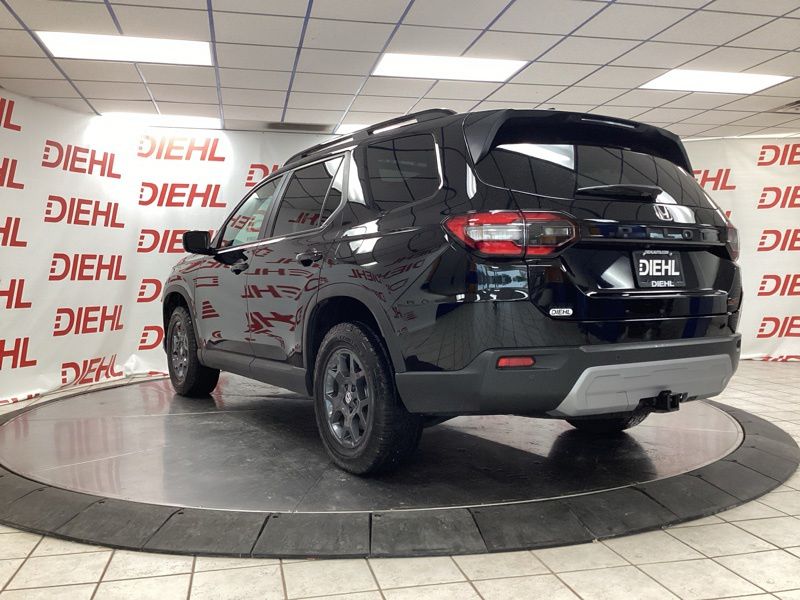 Used 2025 Honda Pilot SUV