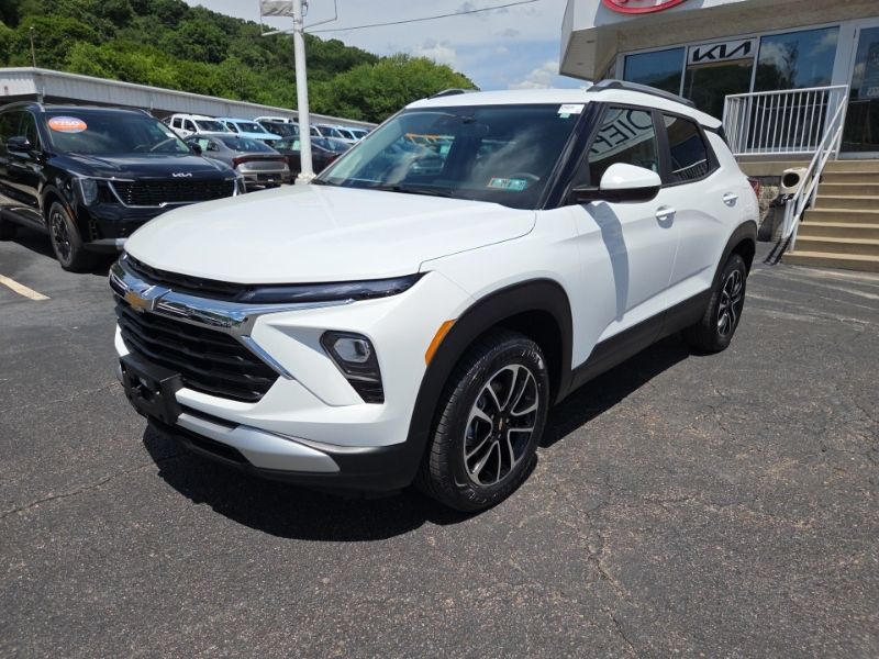 Used 2025 Chevrolet TrailBlazer SUV