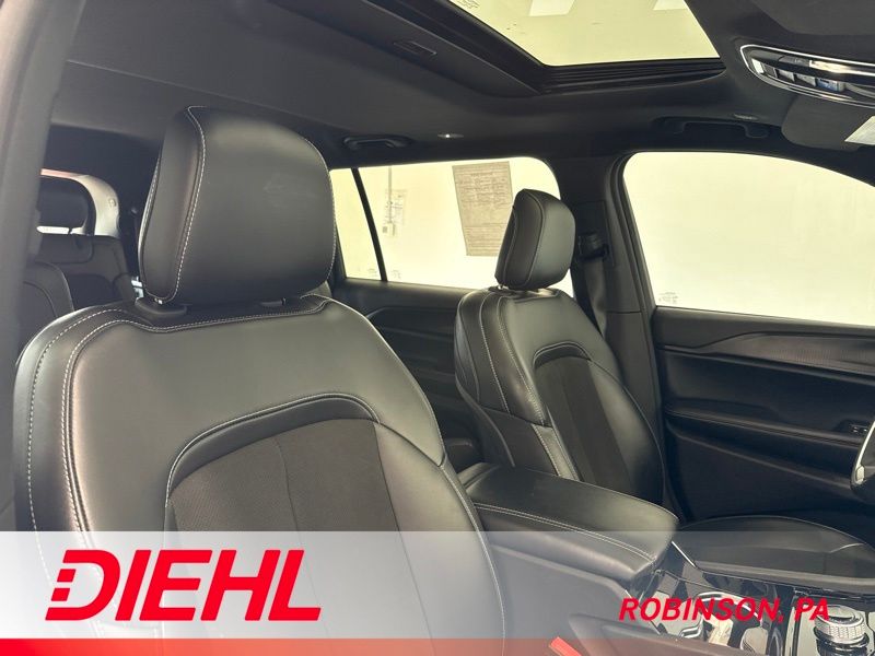 Used 2023 Jeep Grand Cherokee L SUV