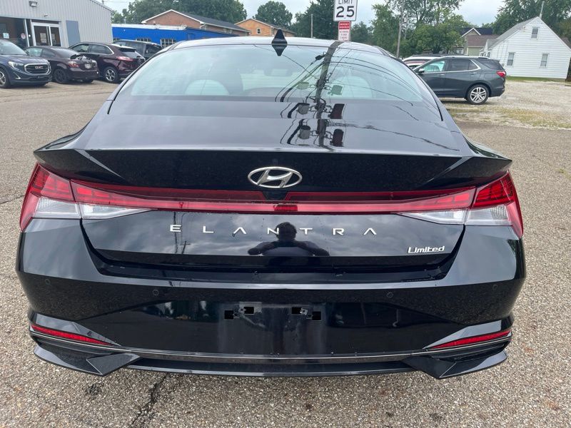 Used 2023 Hyundai Elantra Sedan