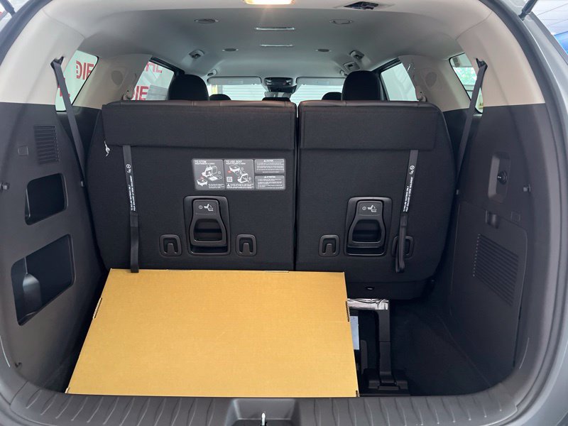 New 2027 Kia Carnival MPV Van