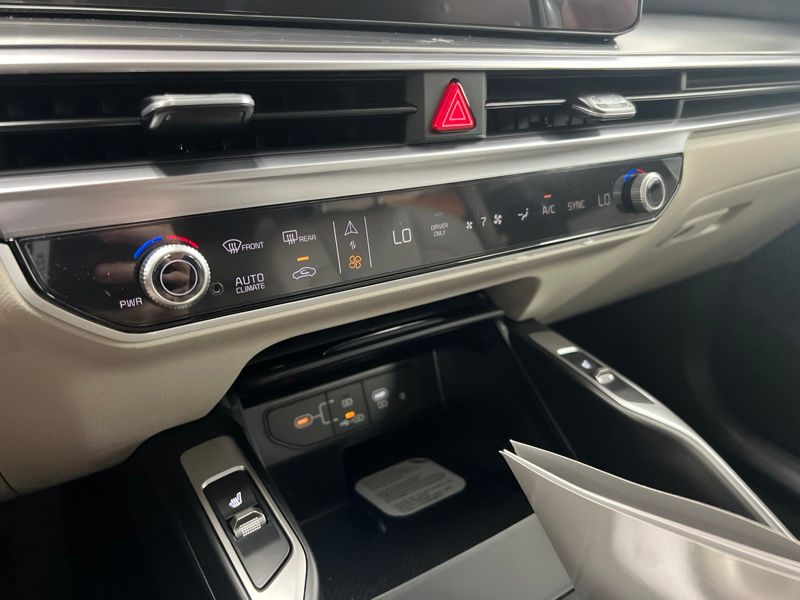New 2026 Kia Sorento Hybrid SUV
