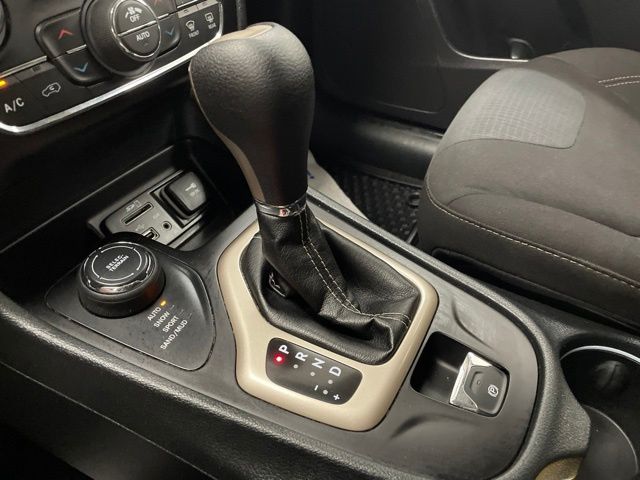 Used 2016 Jeep Cherokee SUV
