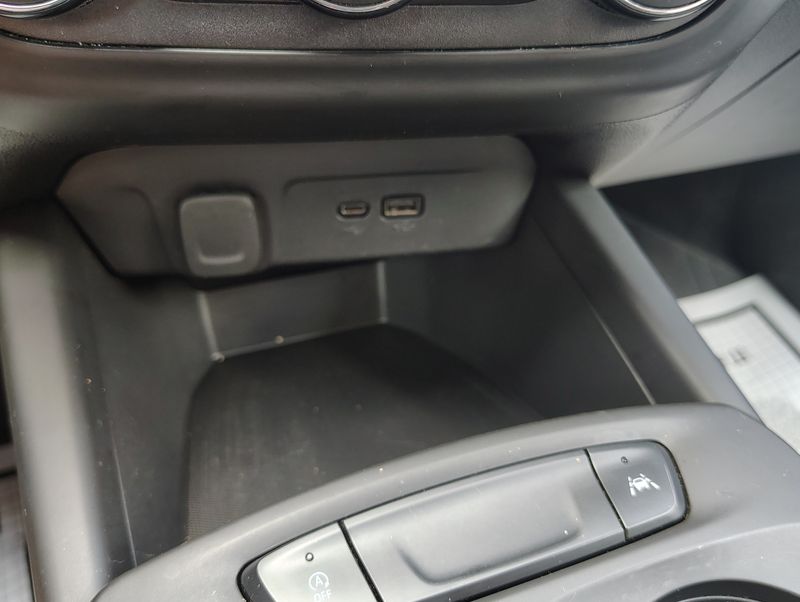 Used 2024 Chevrolet Trax SUV