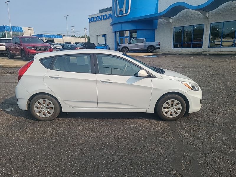 Used 2017 Hyundai Accent Hatchback