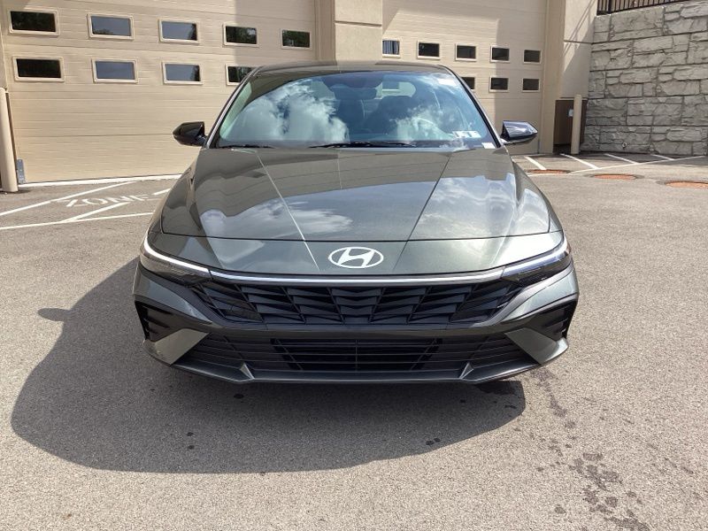 New 2026 Hyundai Elantra Sedan