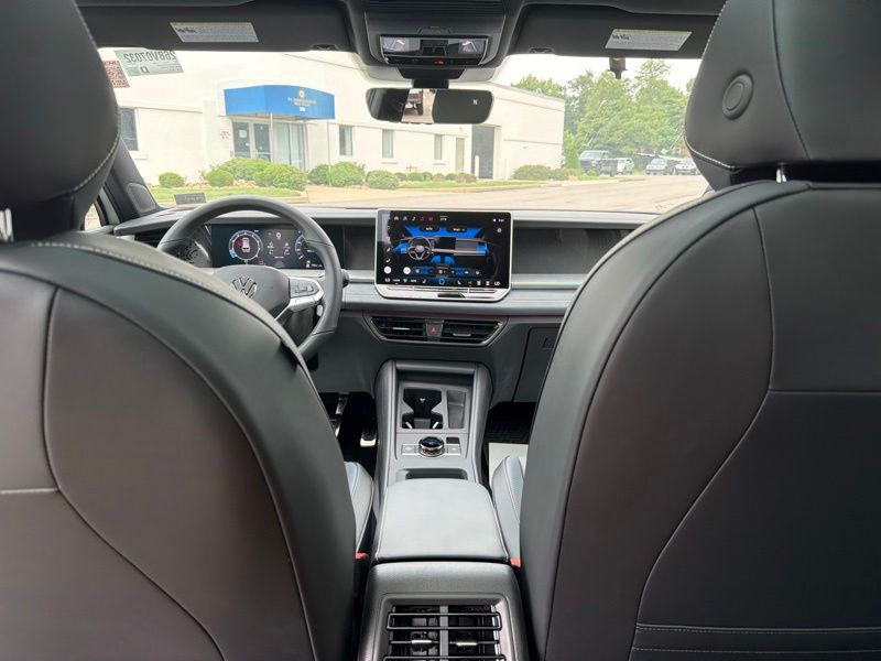 New 2026 Volkswagen Tiguan SUV