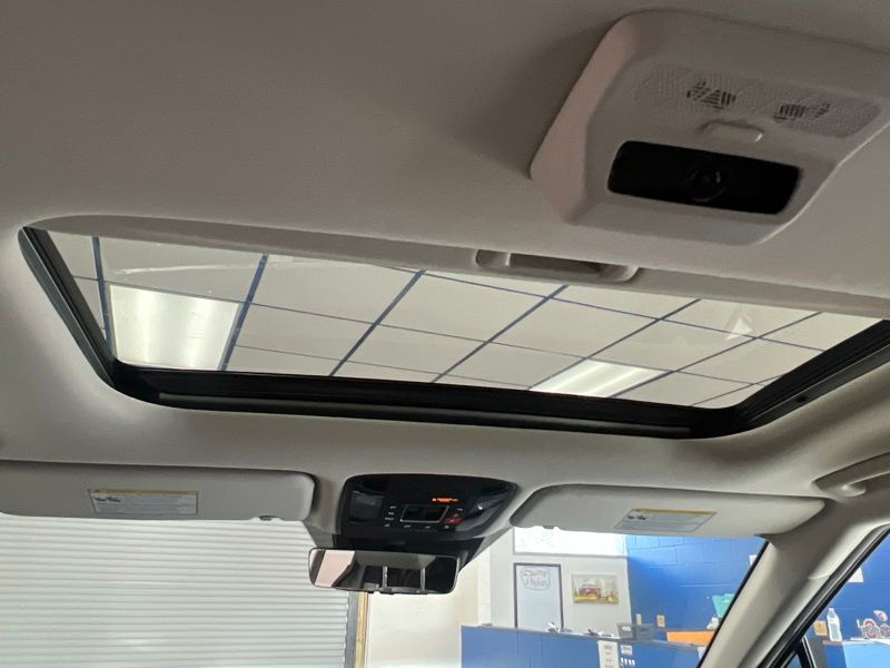 New 2026 Kia Carnival MPV Van