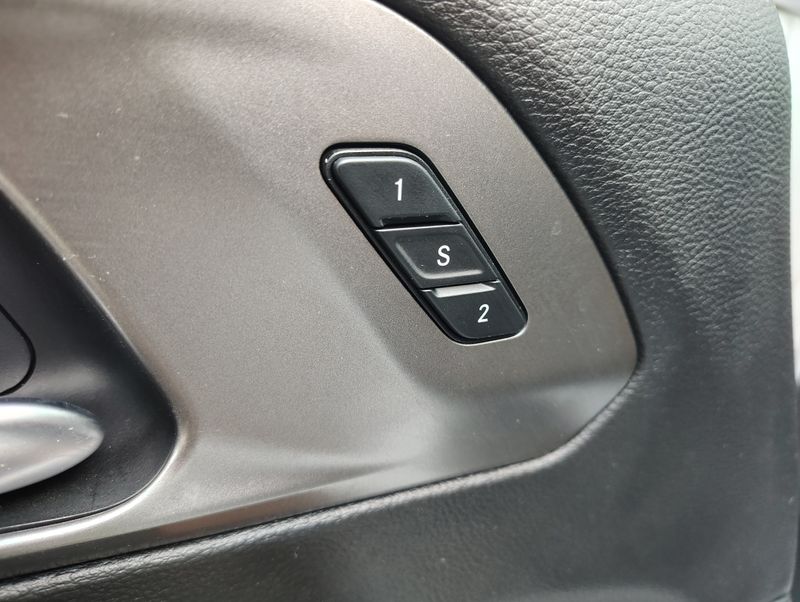 Used 2020 Chrysler Pacifica Van