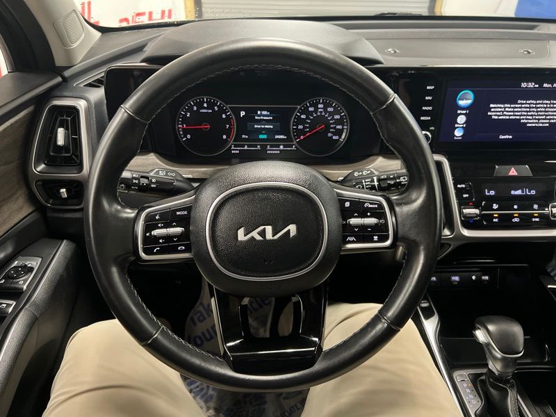 Used 2023 Kia Sorento SUV