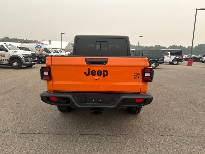 New 2026 Jeep Gladiator Truck