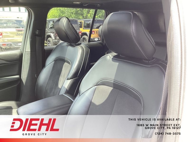 Used 2023 Jeep Grand Cherokee SUV