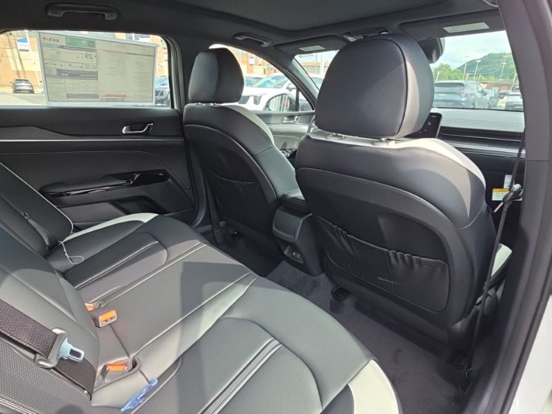 New 2026 Kia K5 Sedan