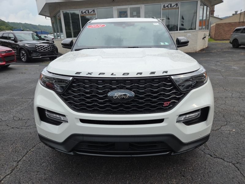 Used 2024 Ford Explorer SUV