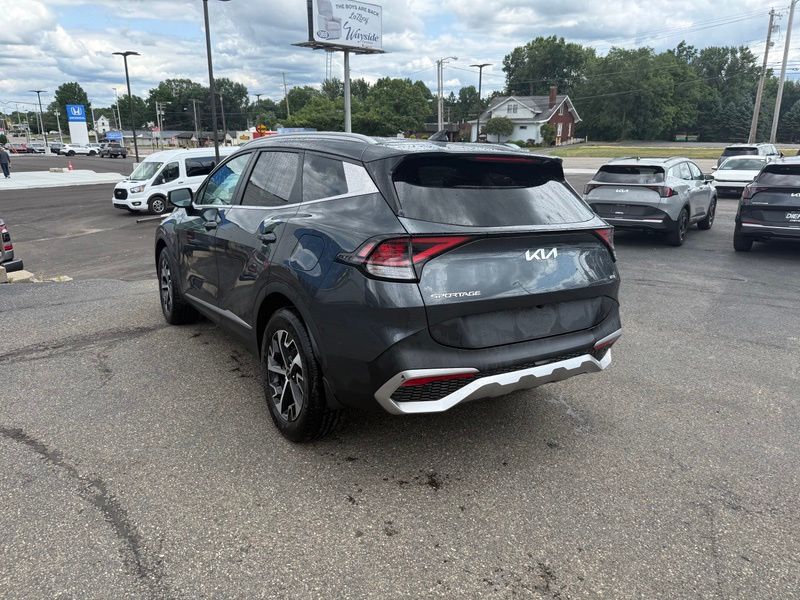 Used 2023 Kia Sportage Hybrid SUV