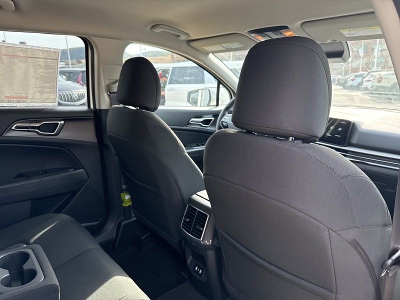 New 2026 Kia Sportage Hybrid SUV