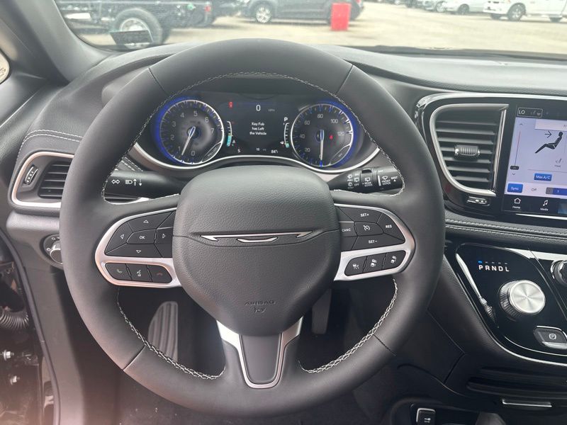 New 2027 Chrysler Pacifica Van