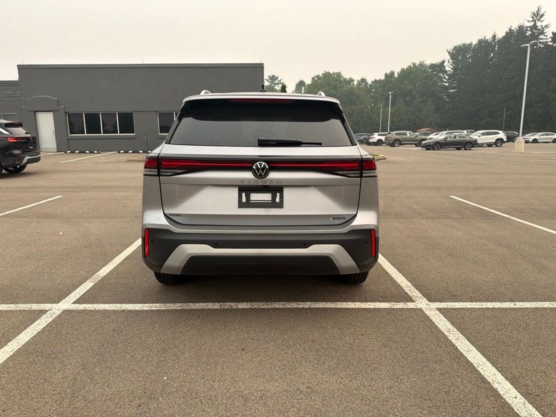New 2026 Volkswagen Tiguan SUV