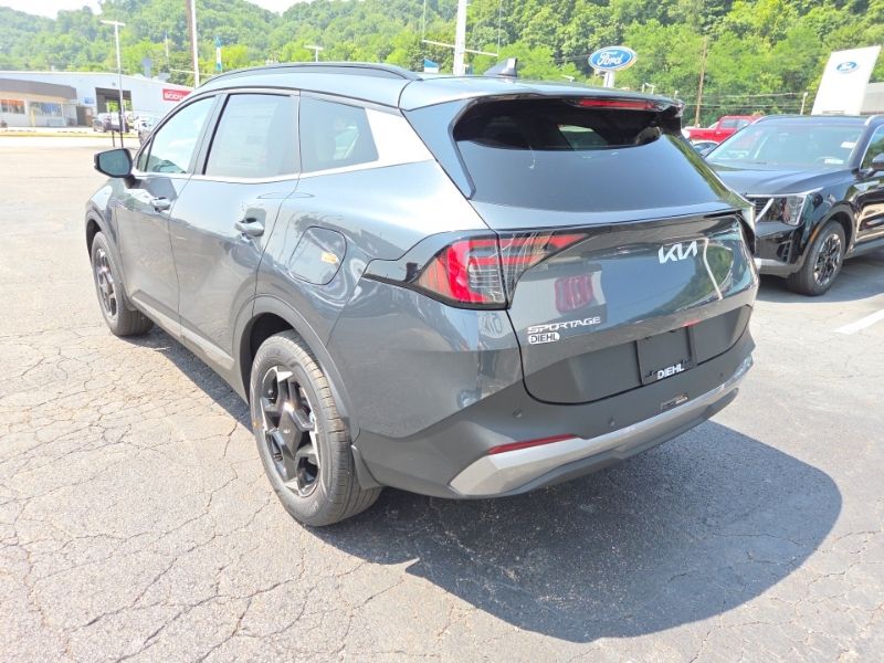 New 2027 Kia Sportage Hybrid SUV