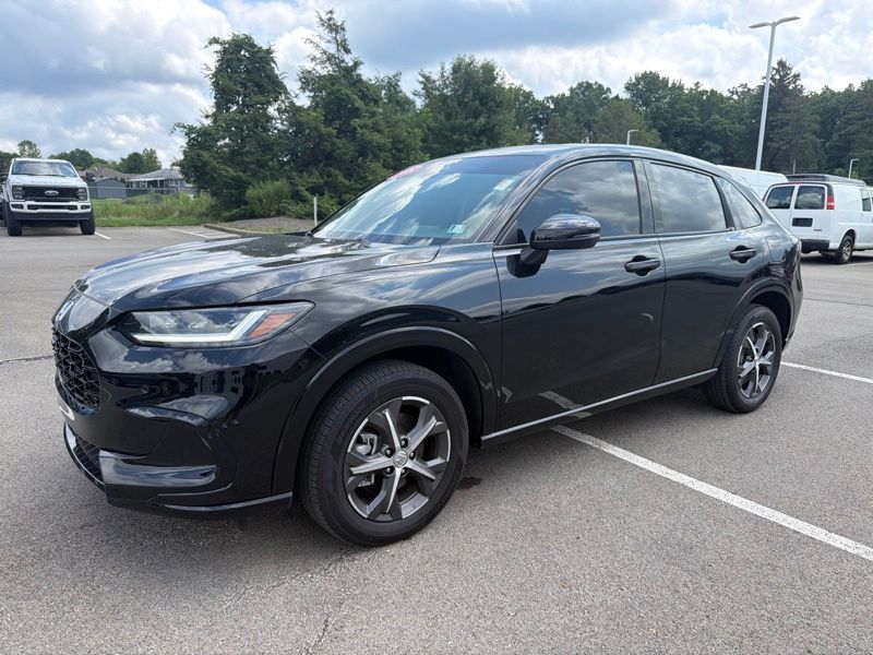 Used 2025 Honda HR-V SUV