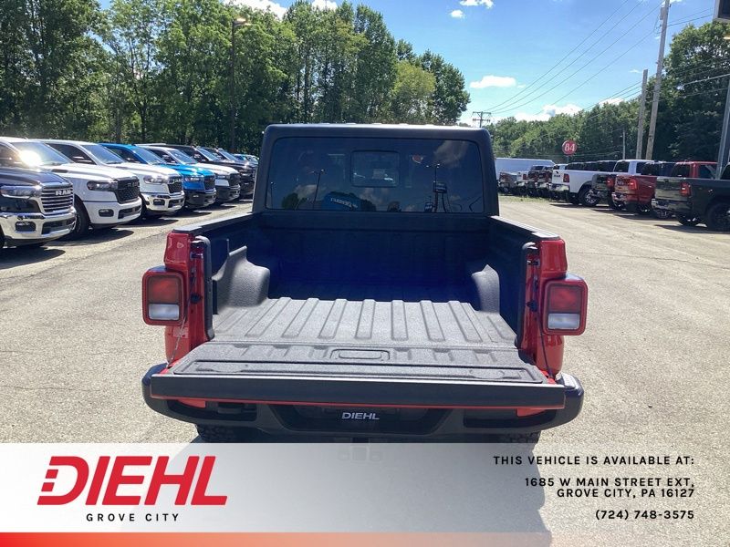 Used 2023 Jeep Gladiator Truck