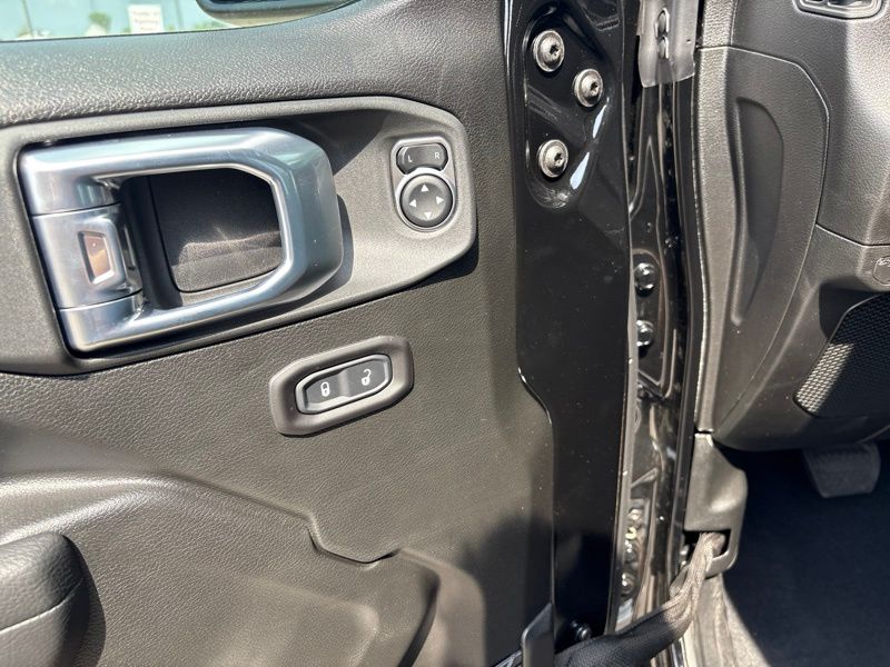 New 2026 Jeep Wrangler SUV