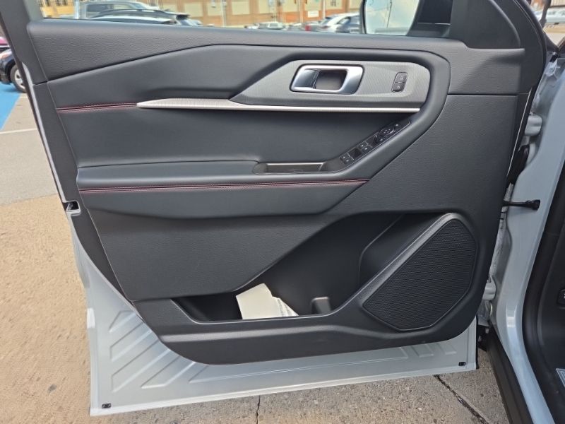 New 2026 Ford Explorer SUV