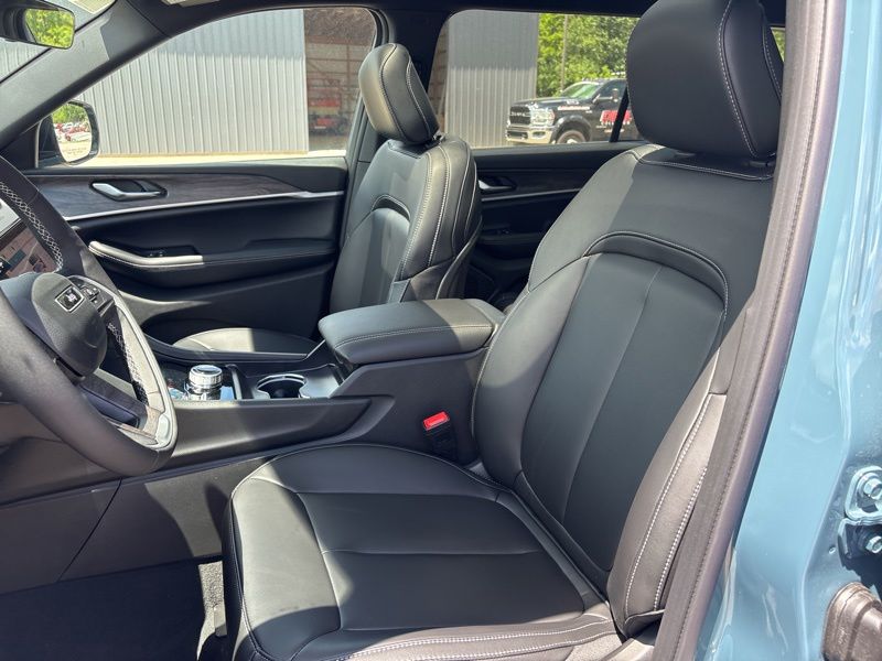 New 2026 Jeep Grand Cherokee L SUV