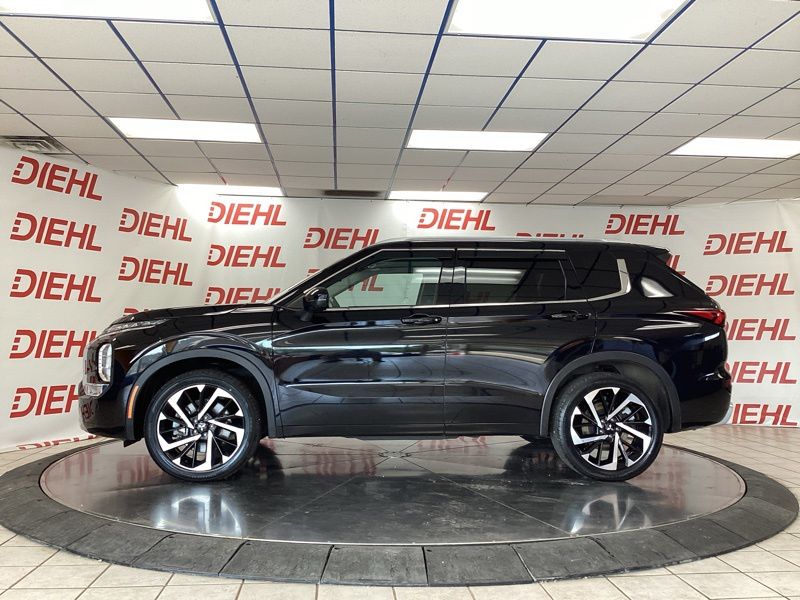 Used 2024 Mitsubishi Outlander SUV