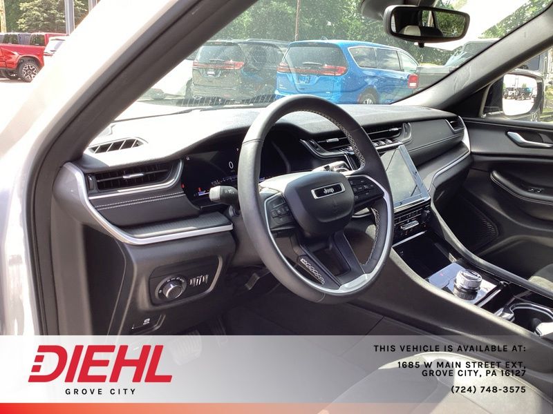 Used 2023 Jeep Grand Cherokee SUV