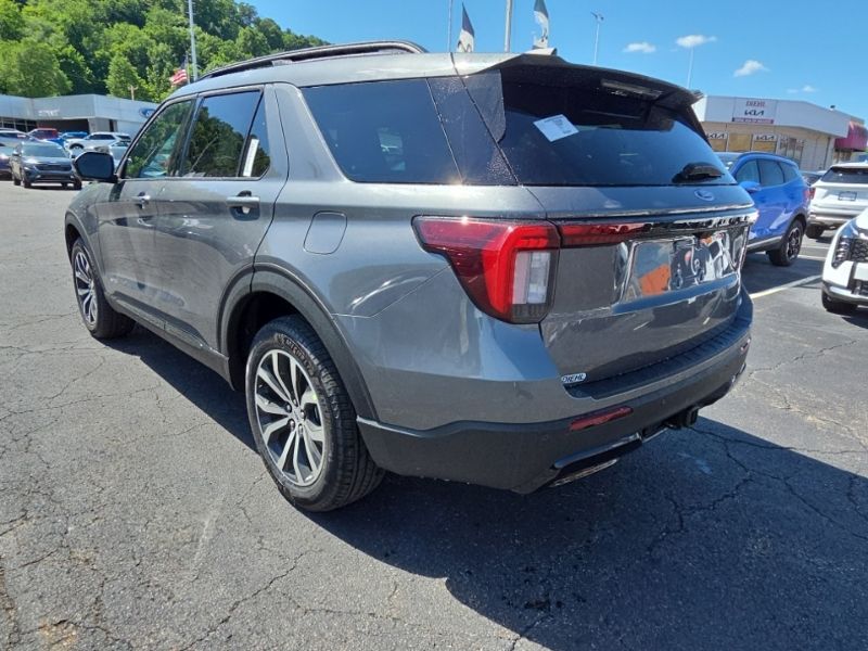 New 2026 Ford Explorer SUV