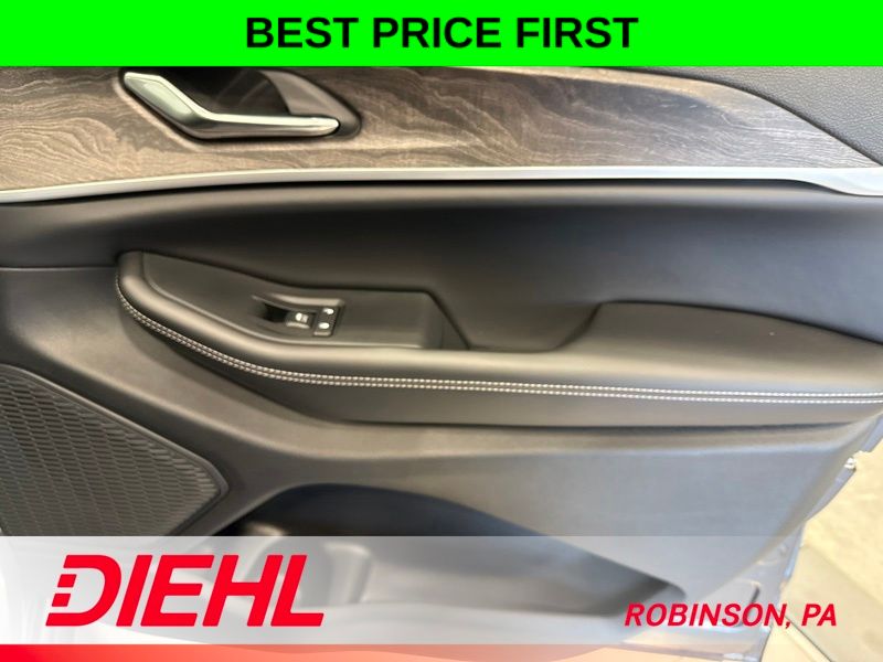 New 2026 Jeep Grand Cherokee SUV