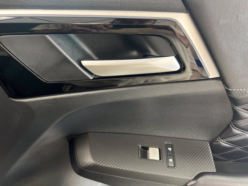 Used 2024 Mitsubishi Outlander SUV