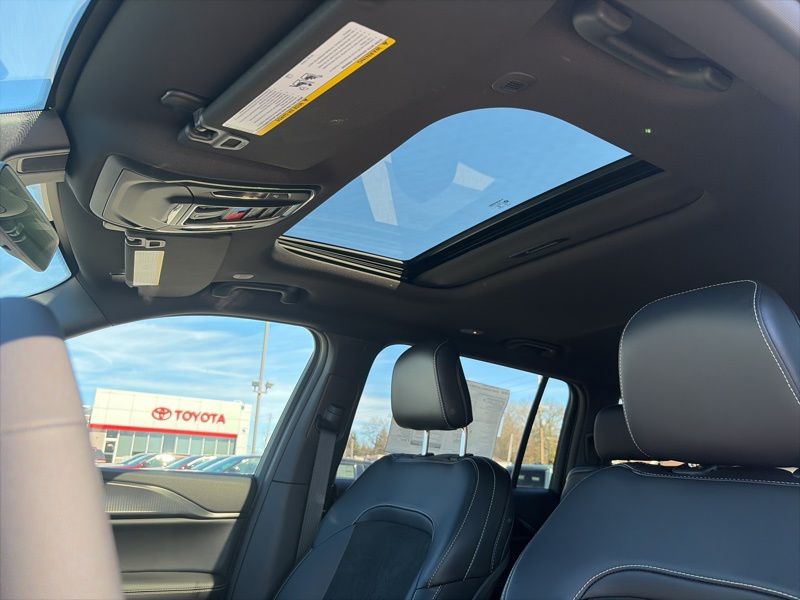 New 2025 Jeep Grand Cherokee L SUV