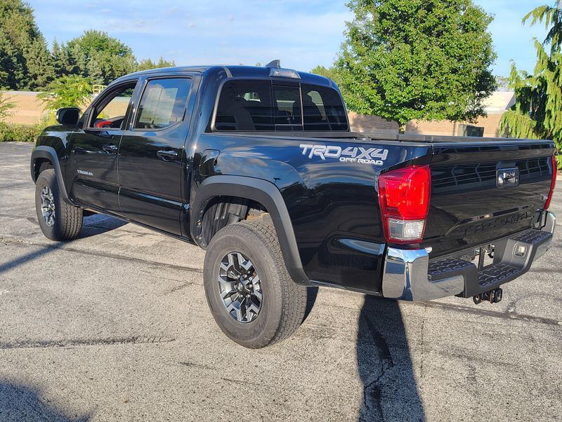 Used 2017 Toyota Tacoma Truck