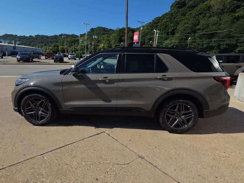 New 2026 Ford Explorer SUV