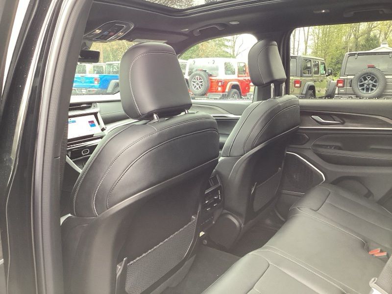 New 2026 Jeep Grand Cherokee SUV