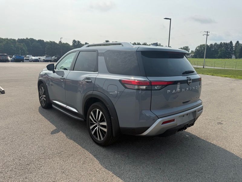 Used 2023 Nissan Pathfinder SUV